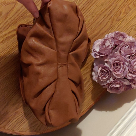 Liz Claiborne Shoulder Bag - Picture 12 of 14